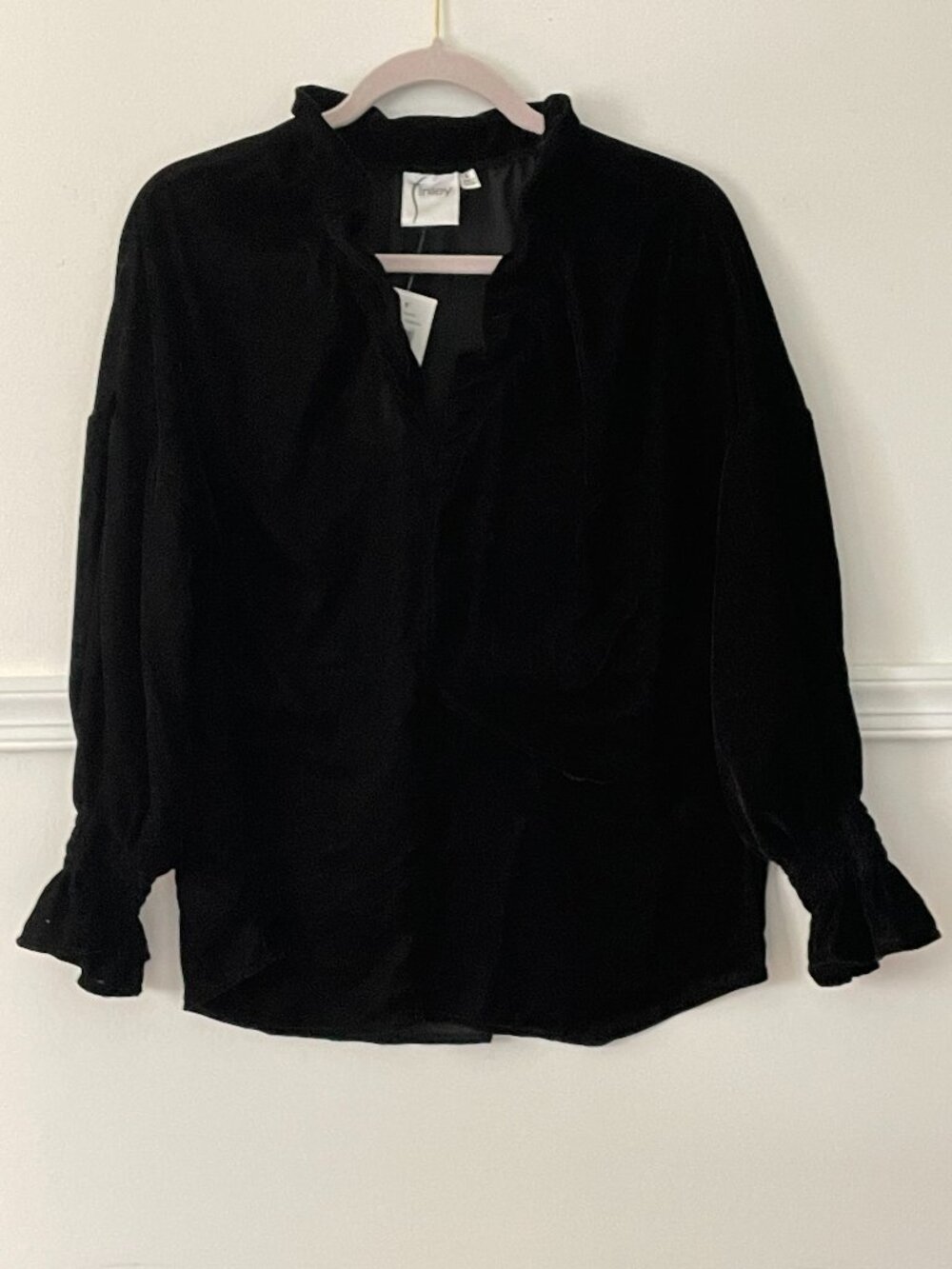 Finley NWT Black Velvet Shirt Blouse Size S